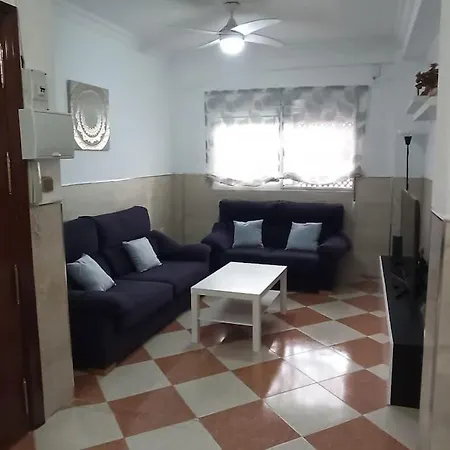 Acogedor Apartamento ¡a 10 Minutos Del Centro De Malaga! *