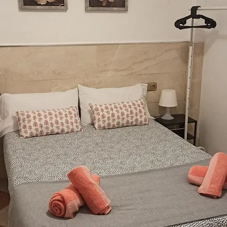 Acogedor Apartamento ¡a 10 Minutos Del Centro De Malaga! Málaga
