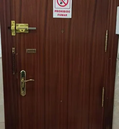 Acogedor Apartamento ¡a 10 Minutos Del Centro De Malaga! Málaga